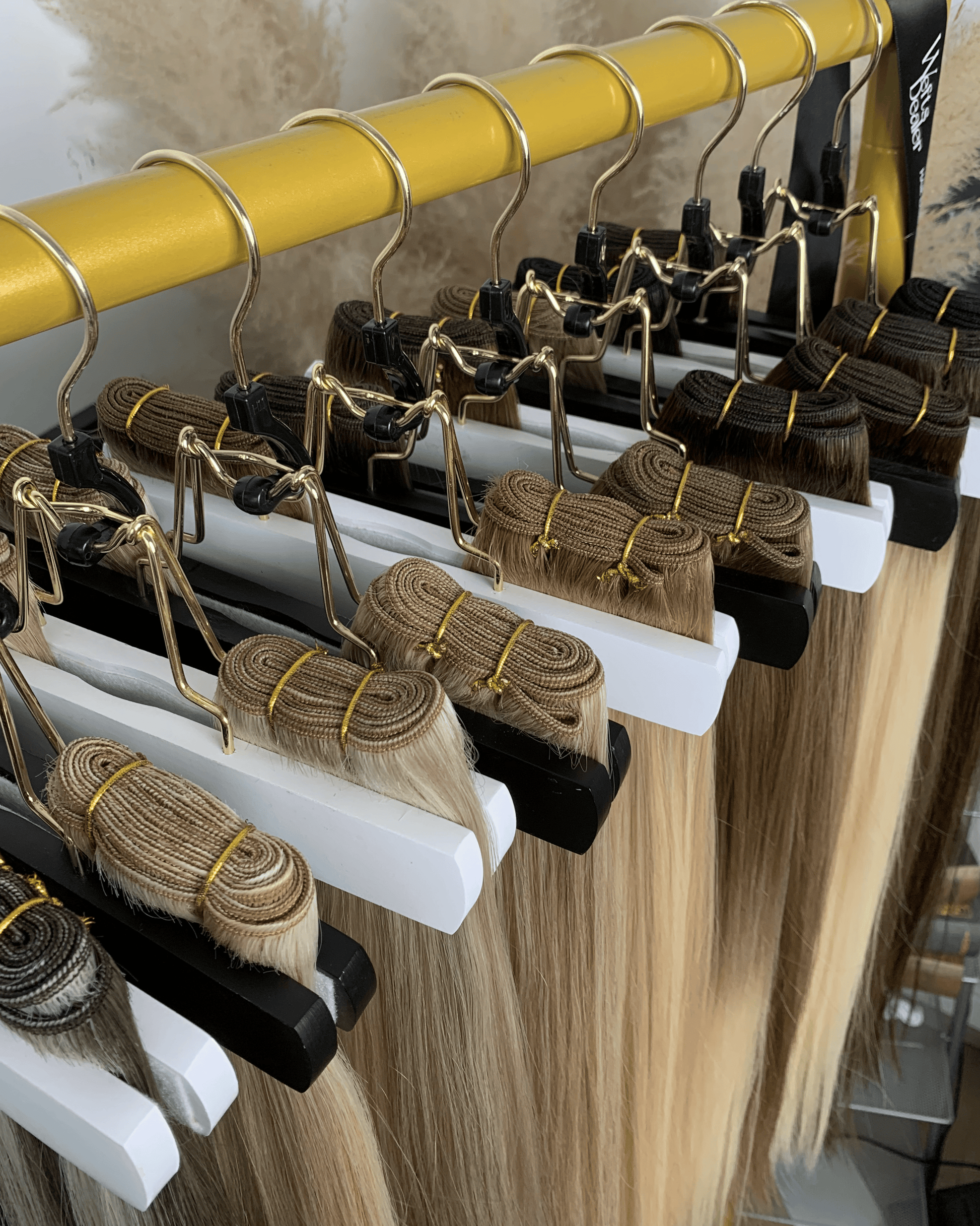 22"-28” Virgin Machine Wefts